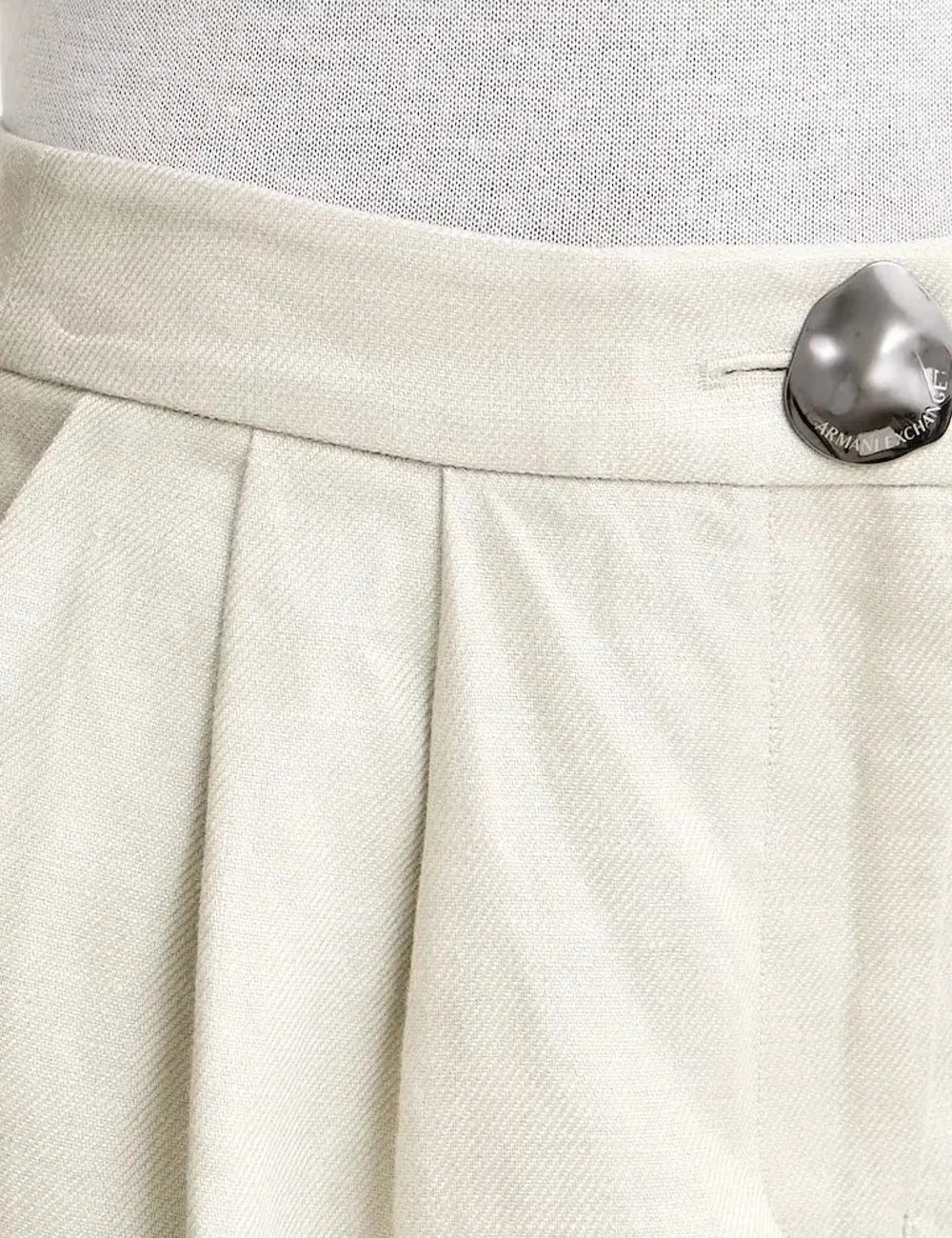 armani exchange ecru linen shorts front detail view