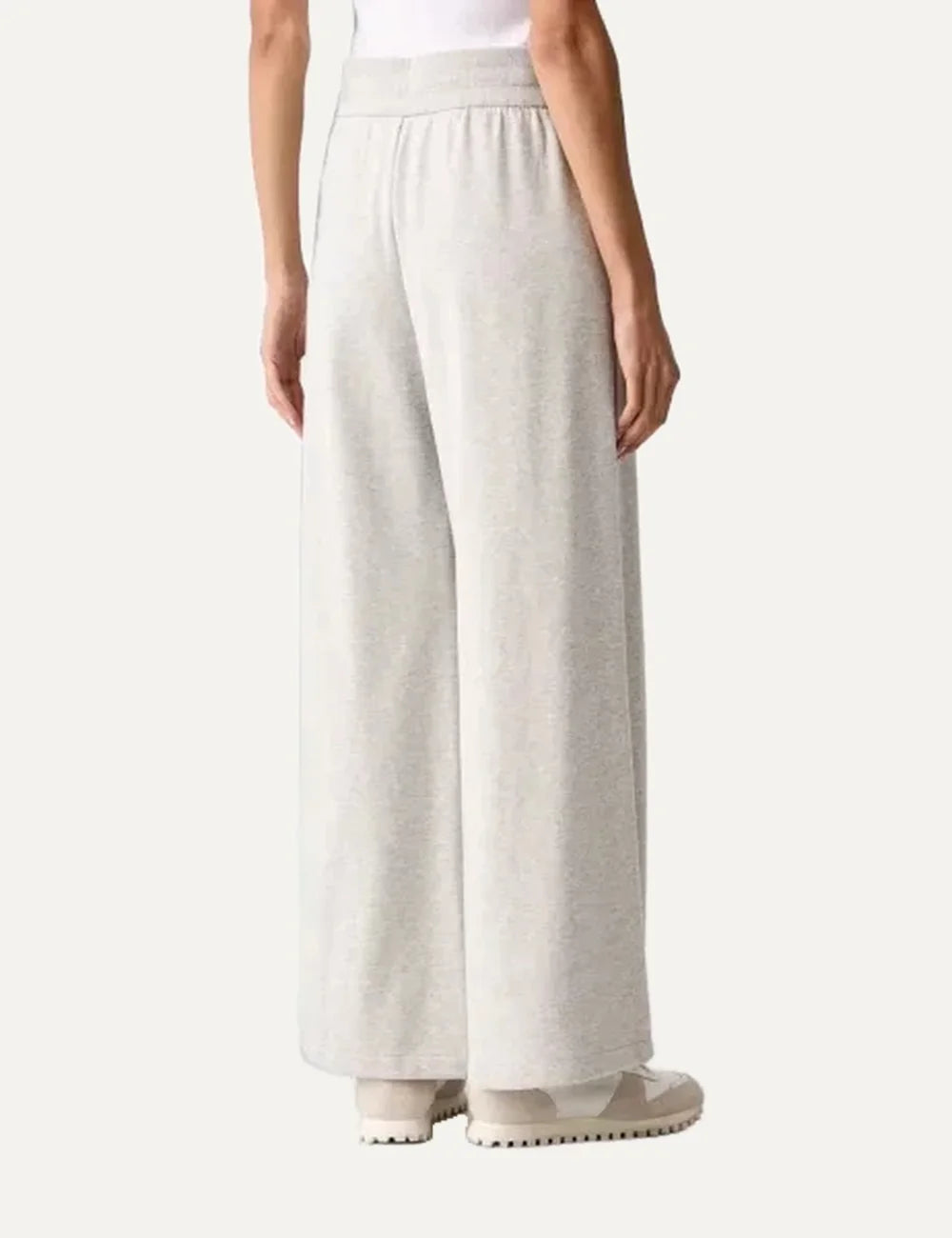 Armani Exchange women's light grey melange wide-leg sweatpants with elastic drawstring waist, side pockets and tonal logo back