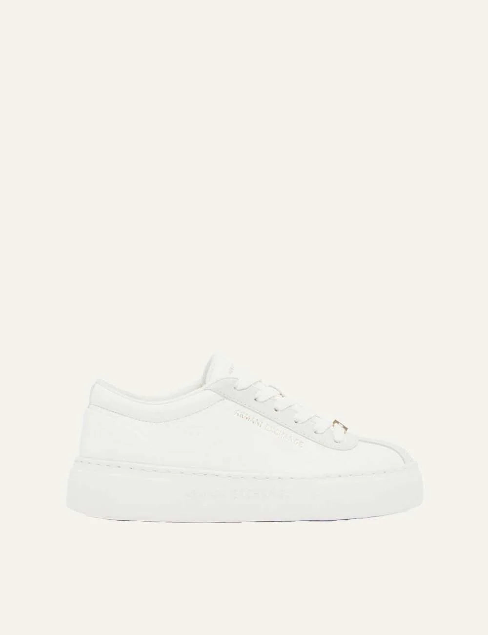 Women's Armani Exchange Off White low-top sneakers in faux leather and suede with side logo, lace-up closure and chunky platform sole