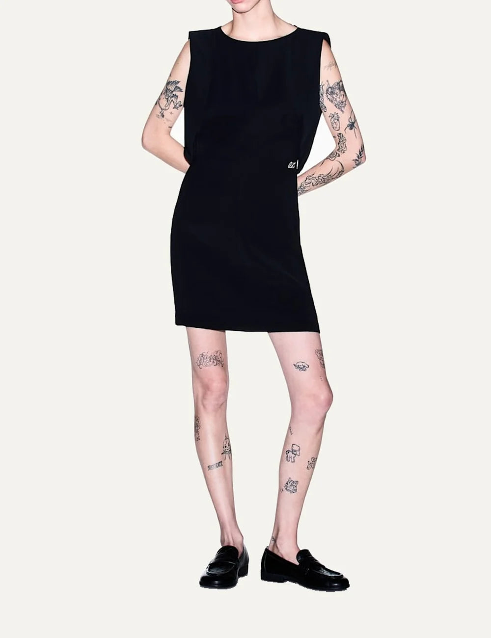 Women's Armani Exchange black sleeveless slim-fit twill dress with structured shoulders and metallic A|X logo model