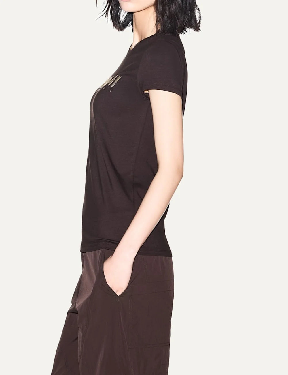 Women's Armani Exchange dark brown slim-fit cotton stretch T-shirt with crew neck, short sleeves and metallic front logo side