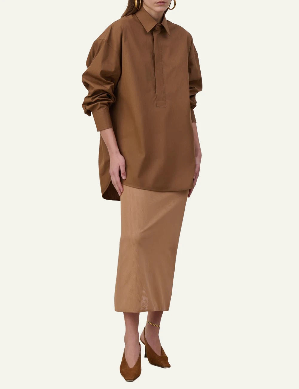 Armarium cotton popover shirt mocha loose fit front model view