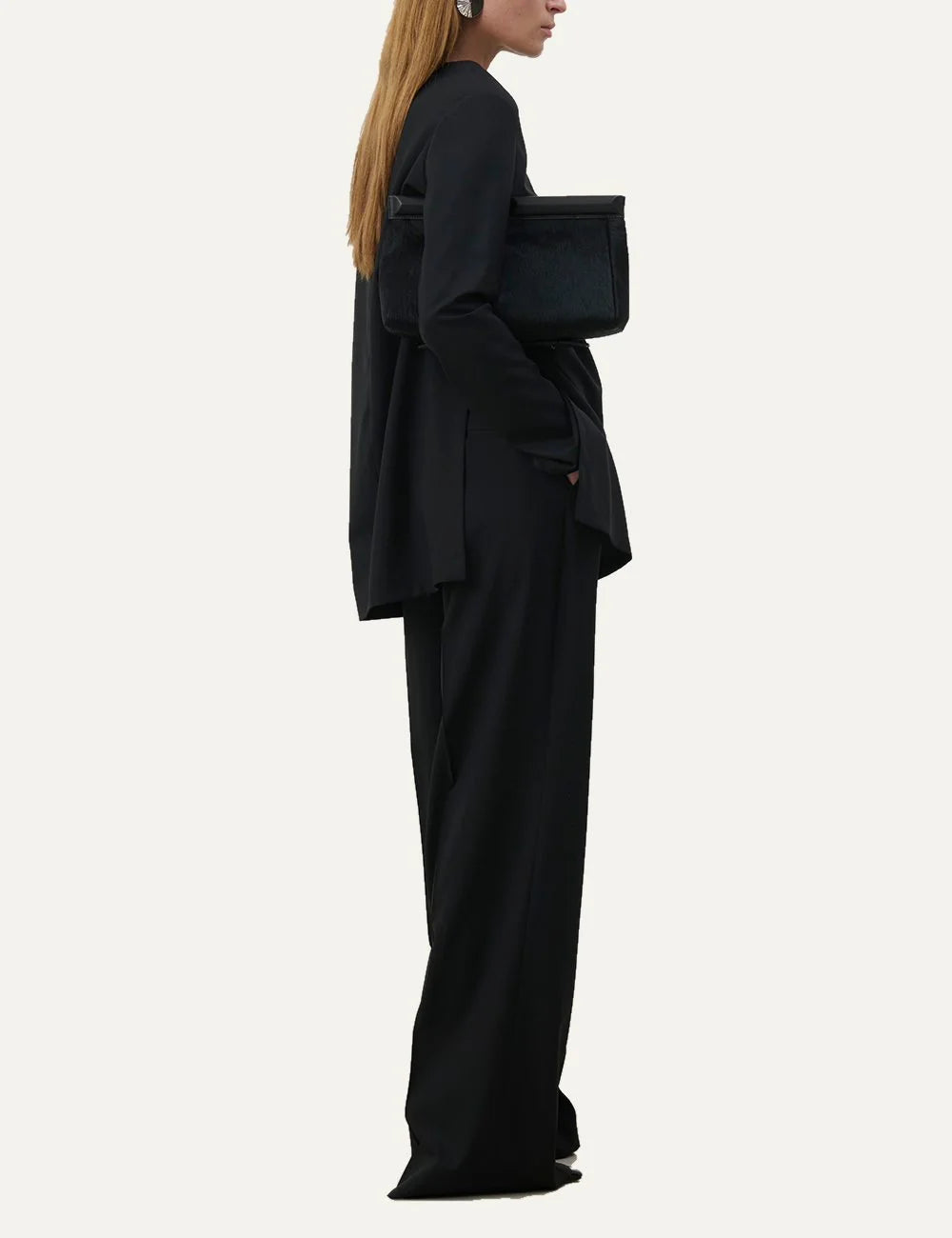 Armarium black lightweight wool long sleeve top with crew neckline, straight silhouette and deep side slits side