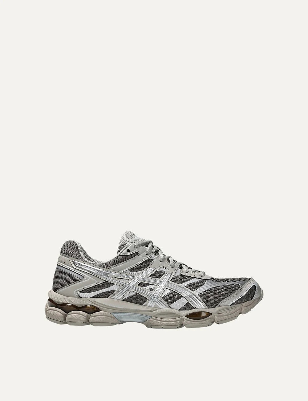 ASICS GEL-CUMULUS 16 silver and charcoal mesh sneakers with metallic overlays