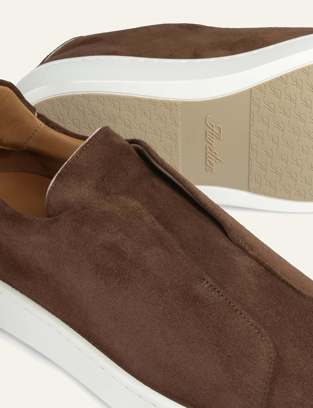 Aurelien AUR3 suede sneaker chocolate brown top detail view