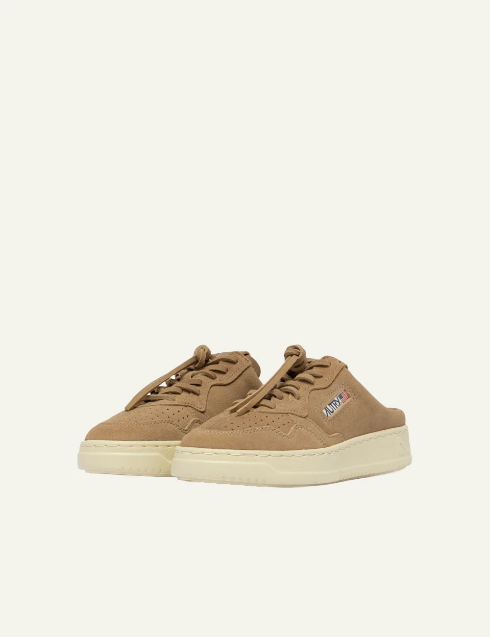 Autry Medalist mule sneakers beige suede angled view