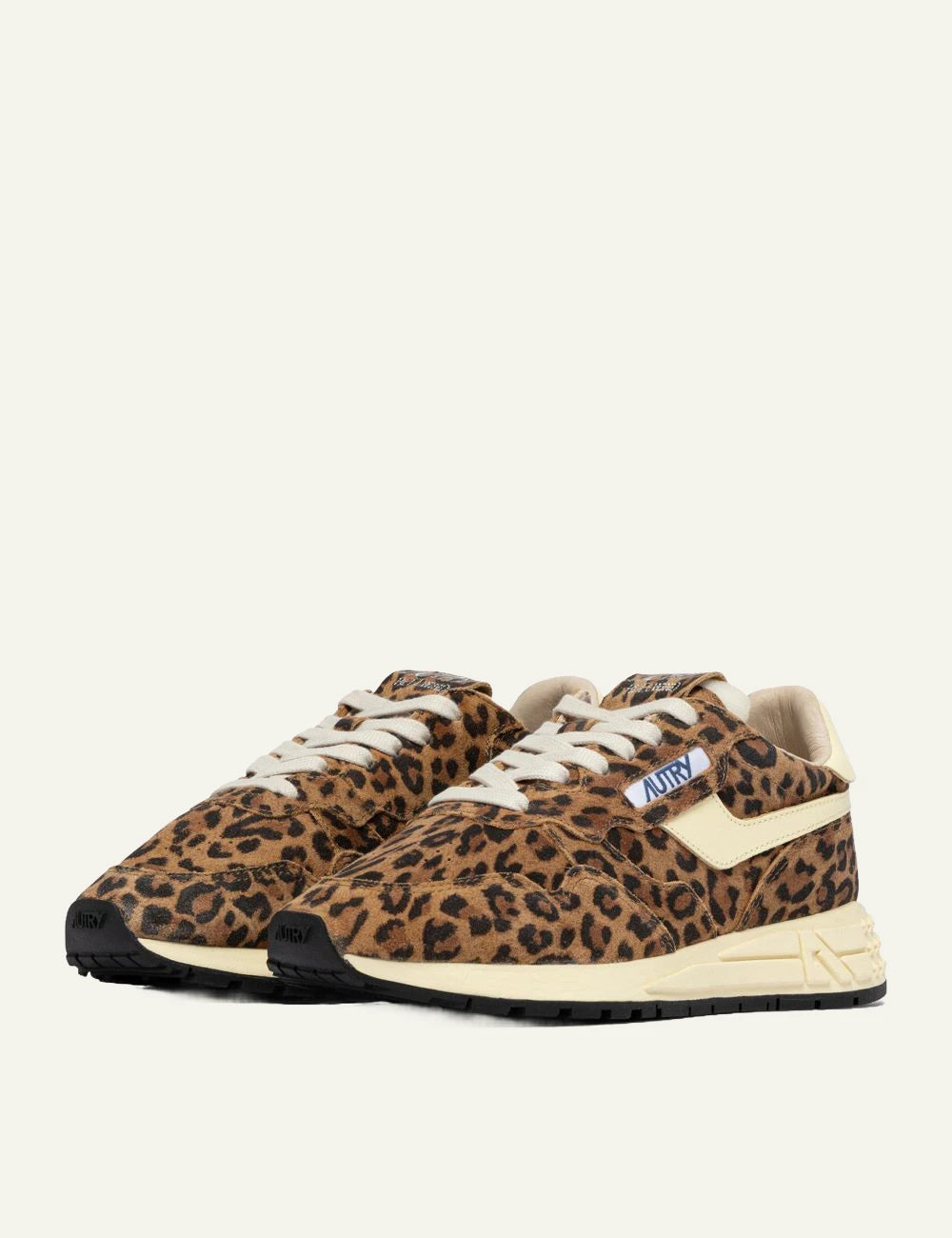 Autry Reelwind Low women sneakers light leo rut side view 2