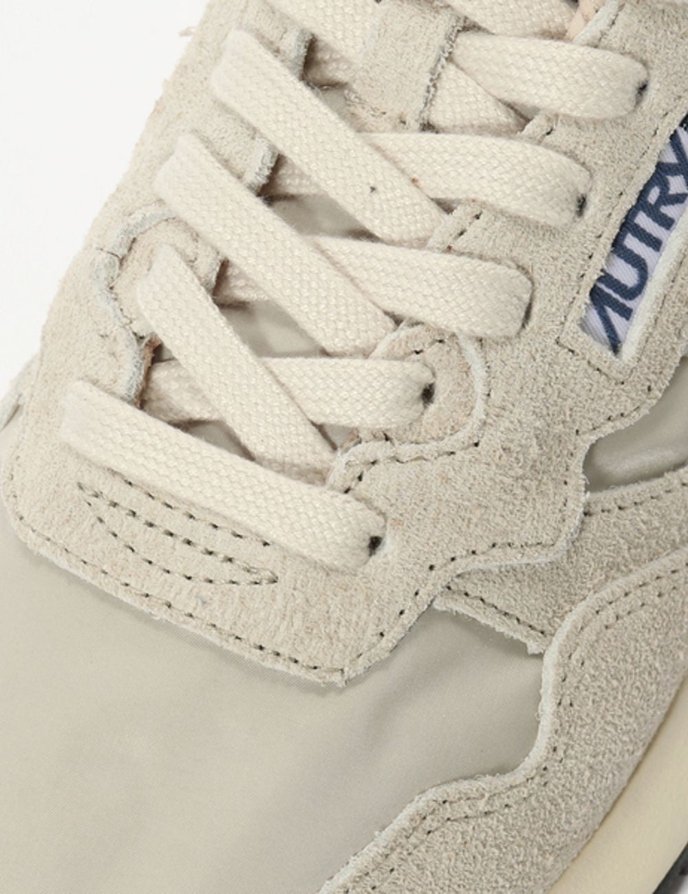 Autry sneakers beige suede nylon leather low top detail view