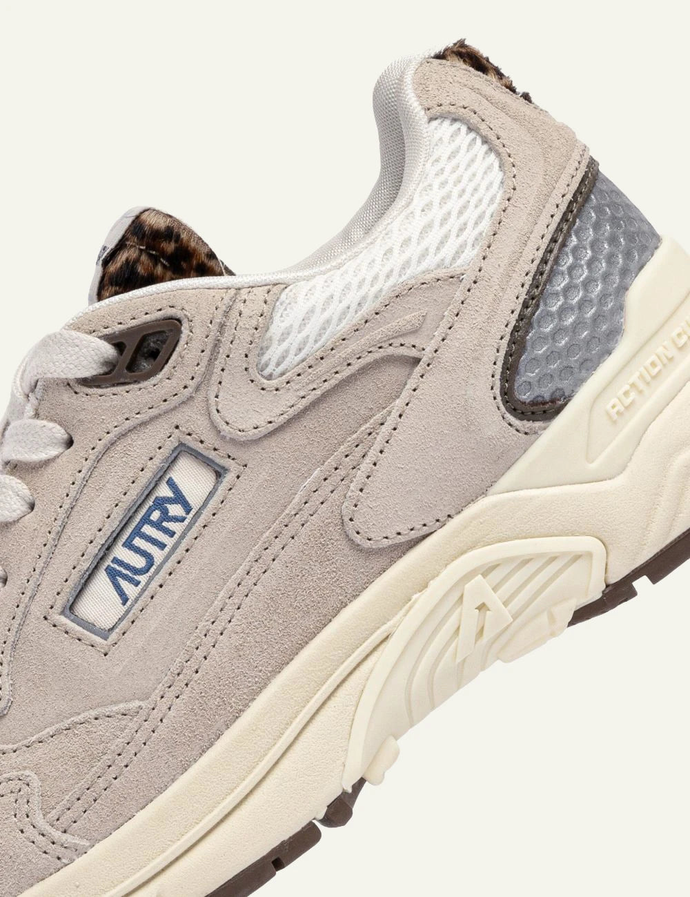 Autry women's black Hyperway&nbsp; suede and mesh sneakers marshmallow leopard logo