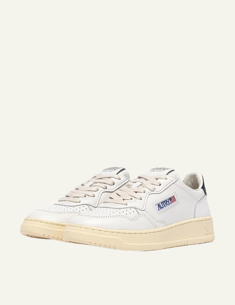Autry women’s white leather sneakers with blue heel detail side