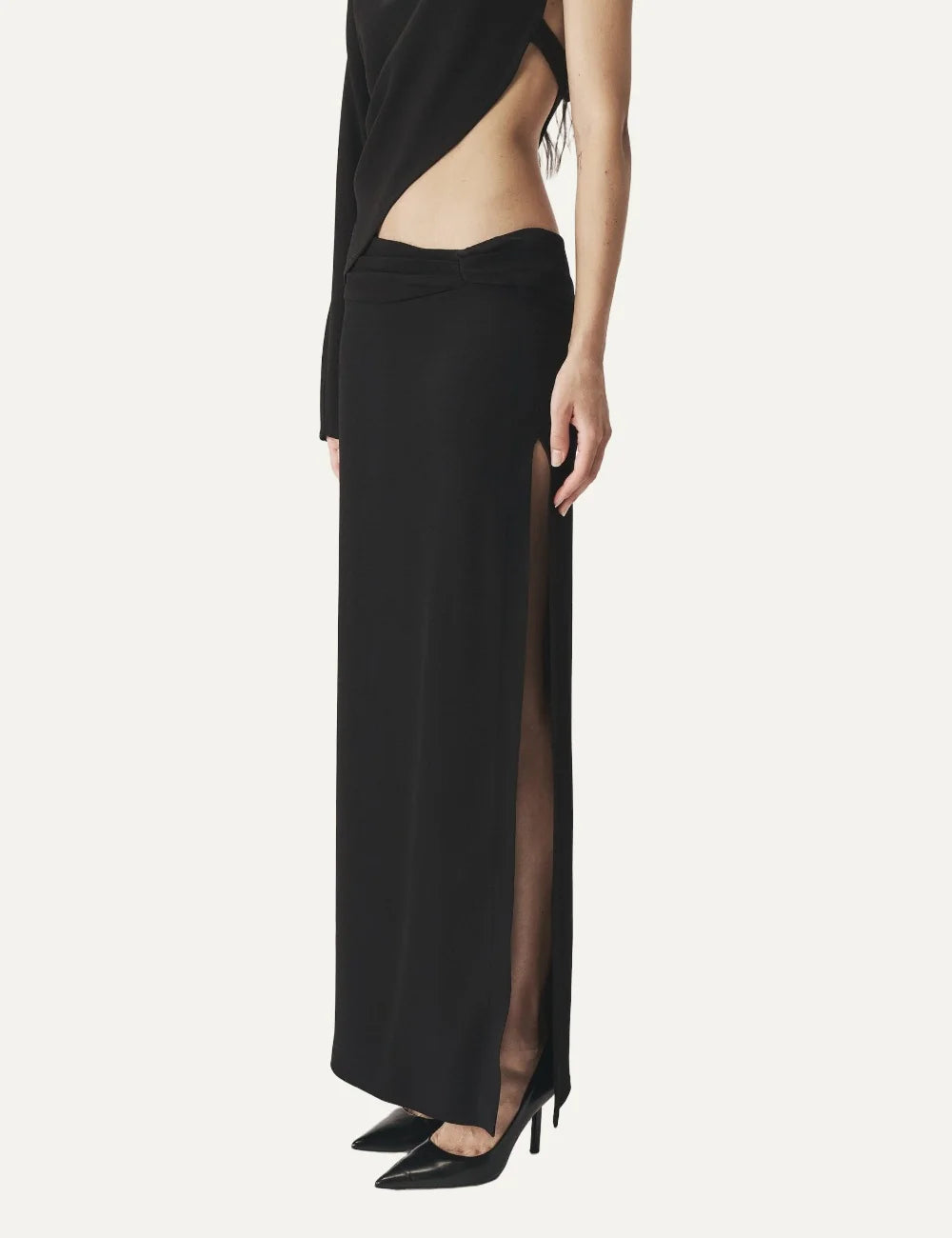 AYME Milano women Oblio black long viscose skirt with asymmetric draped waist and side slit front view close up