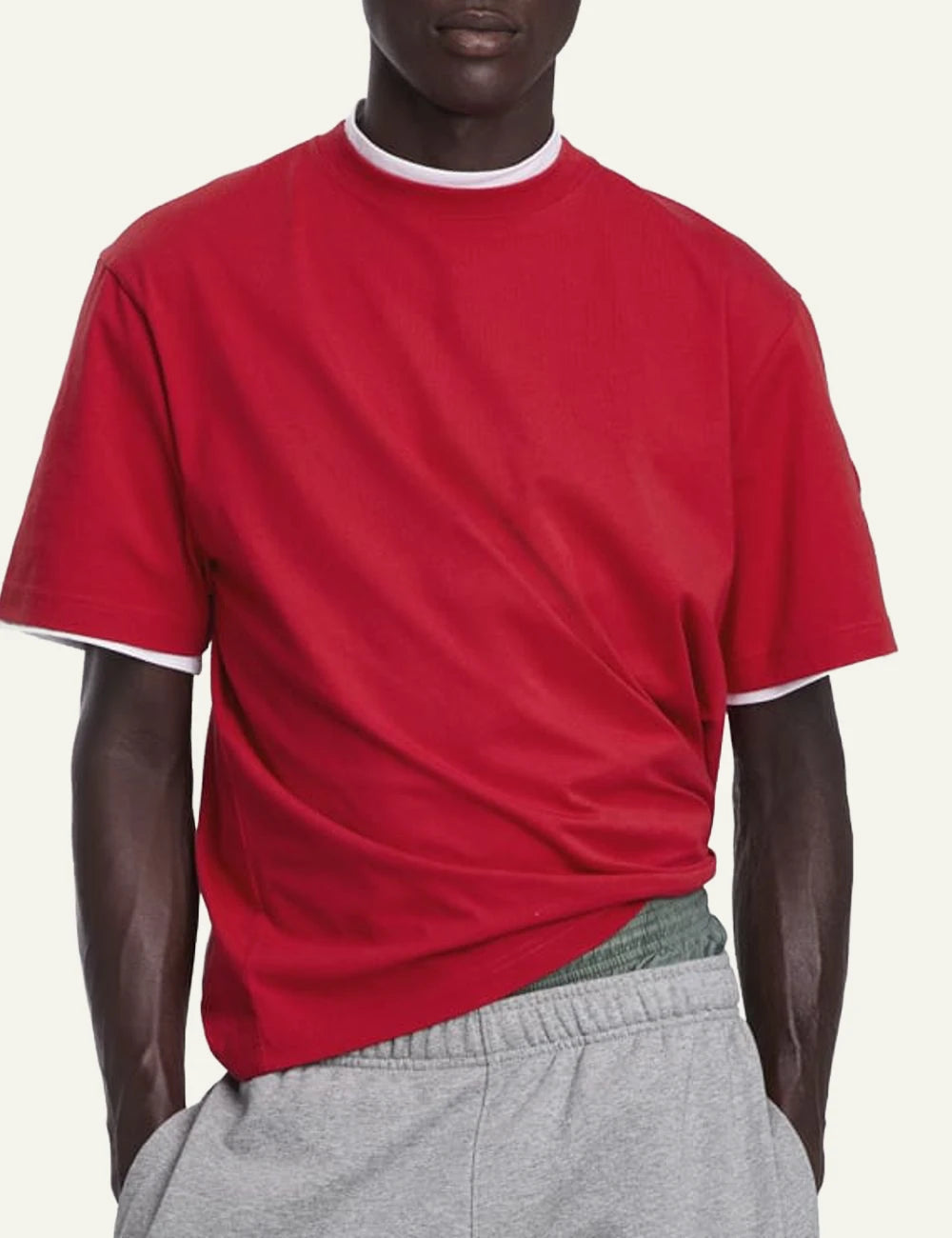 Canada Goose novo t-shirt red organic cotton front model view