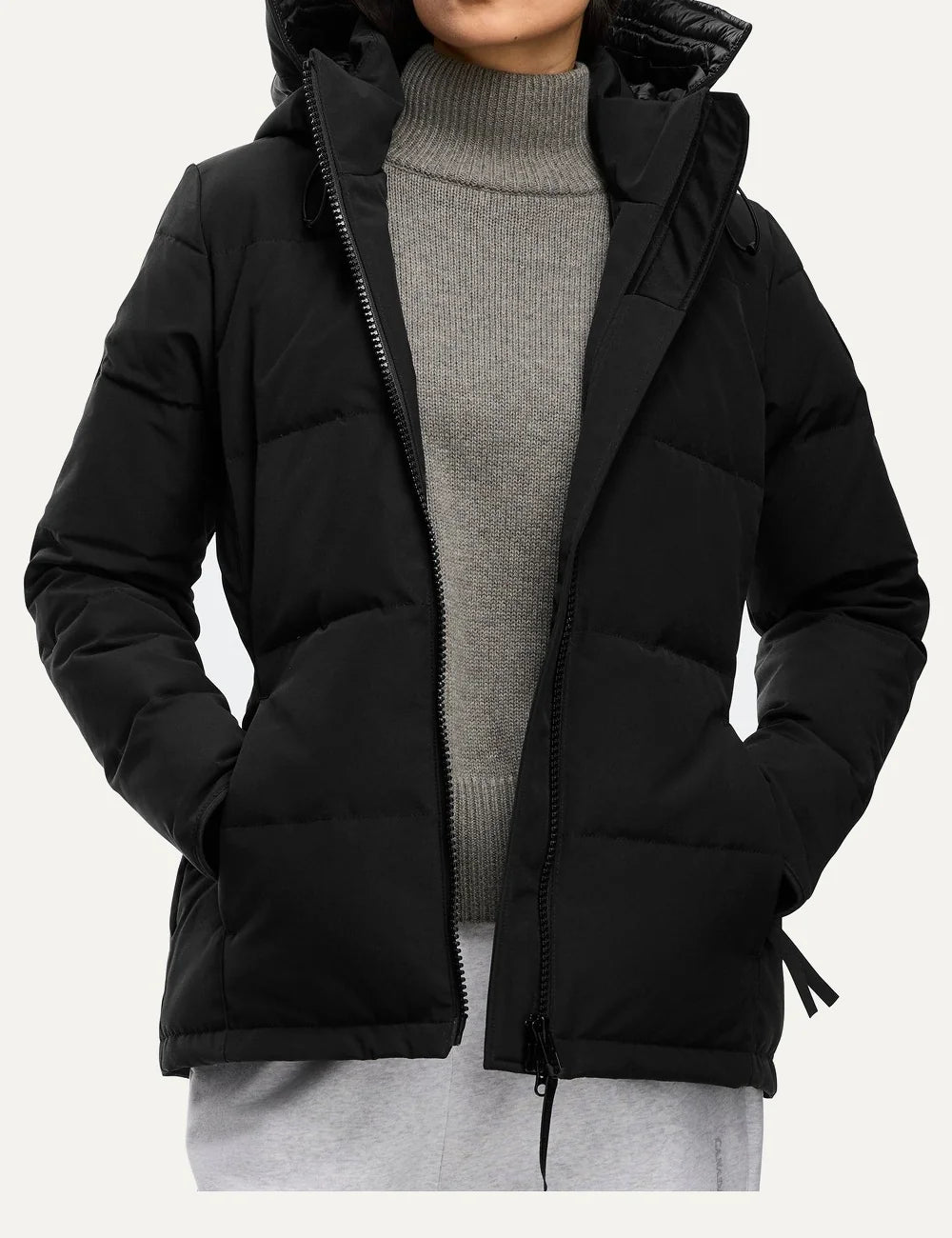 Canada Goose women's Chelsea Parka black quilted down jacket with adjustable removable hood, two-way zipper and fleece-lined pockets