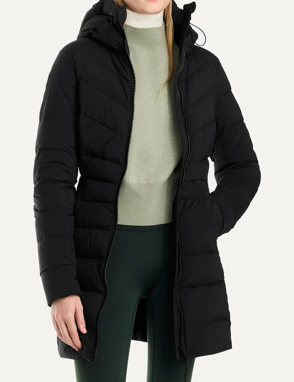 Canada Goose women's Clair Coat black quilted down coat with adjustable snorkel hood, A-line silhouette and two-way zipper model