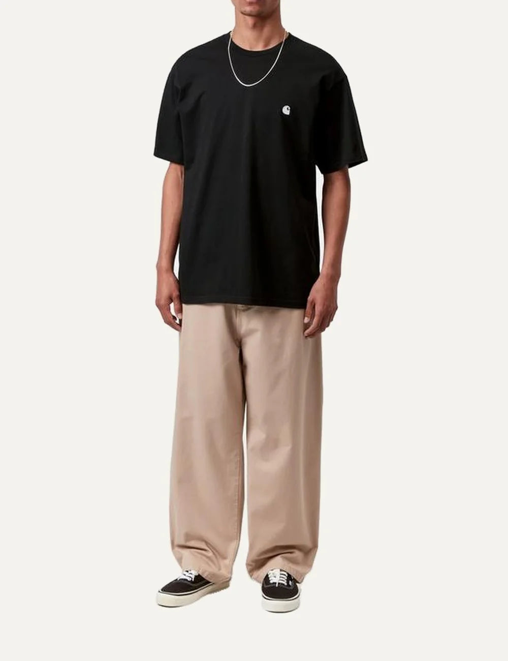 Carhartt WIP men S/S Madison black organic cotton T-shirt with embroidered C logo full body