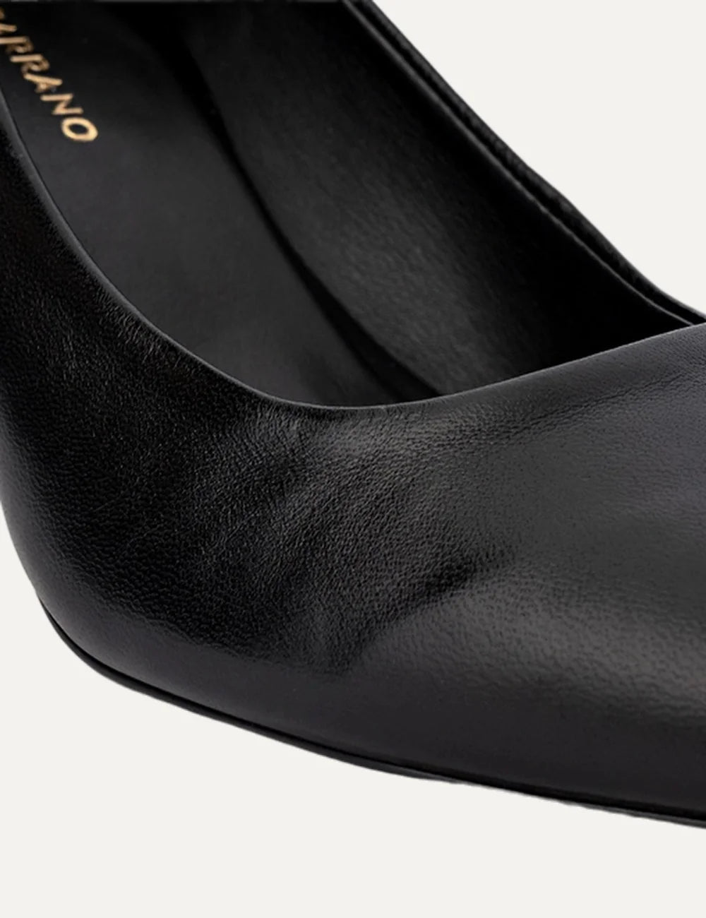 Carrano Women’s Black Leather Stiletto Pumps close up leather detail