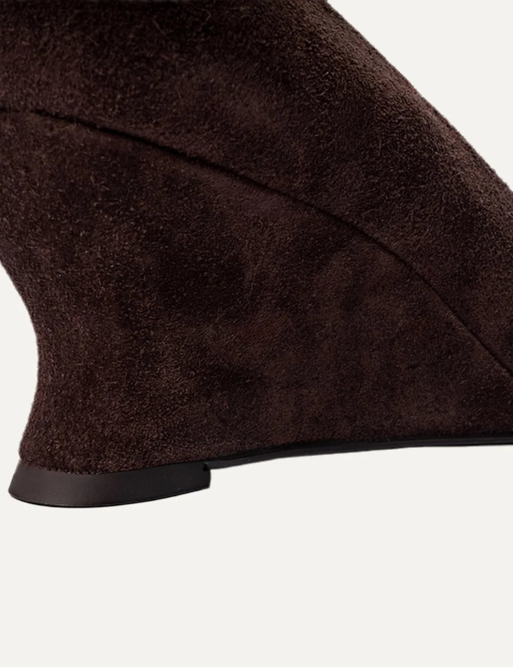 Carrano Women’s Brownie Leather Wedge Pumps heel detail