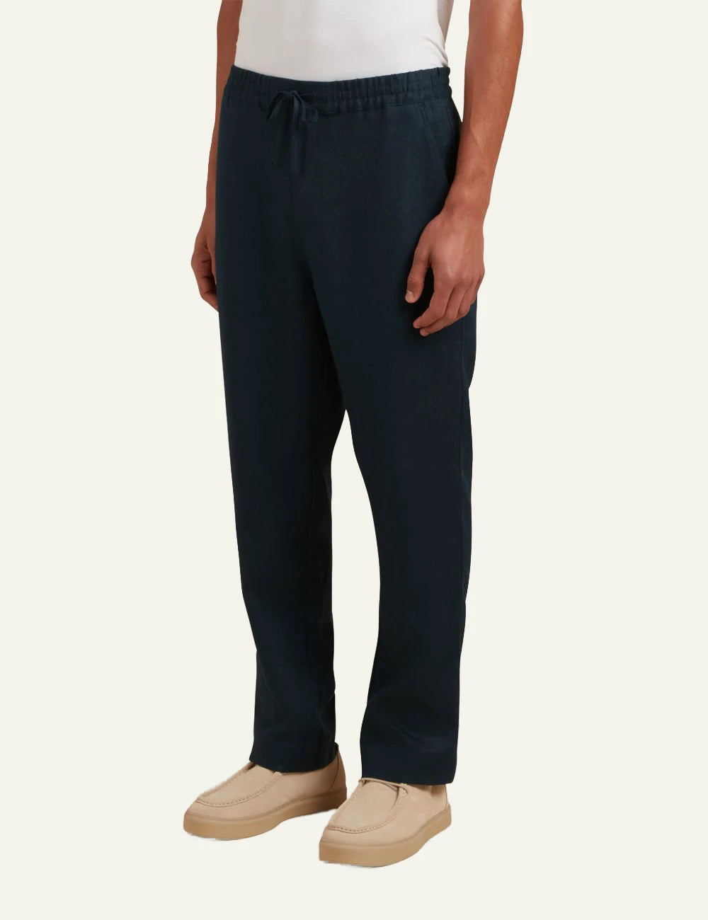 Che Avila linen pant navy straight leg side