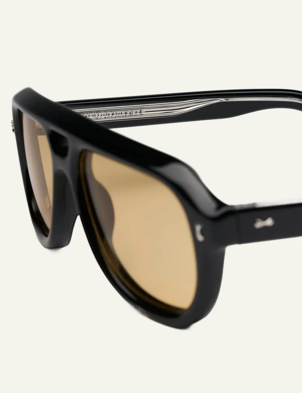Chimi pilot sunglasses black frame yellow lenses side view