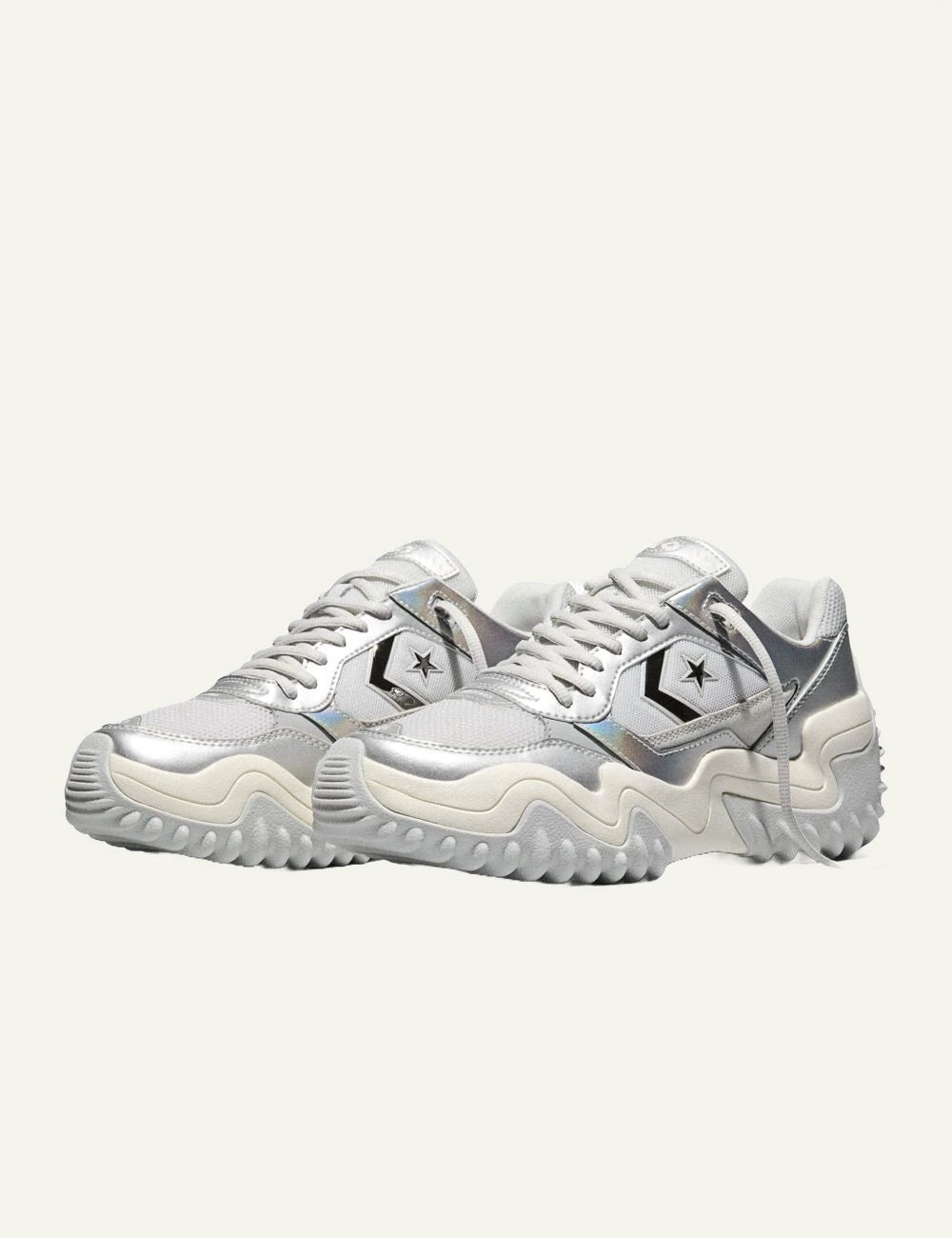 Converse Run Star Motion low silver white chunky sneaker profil view