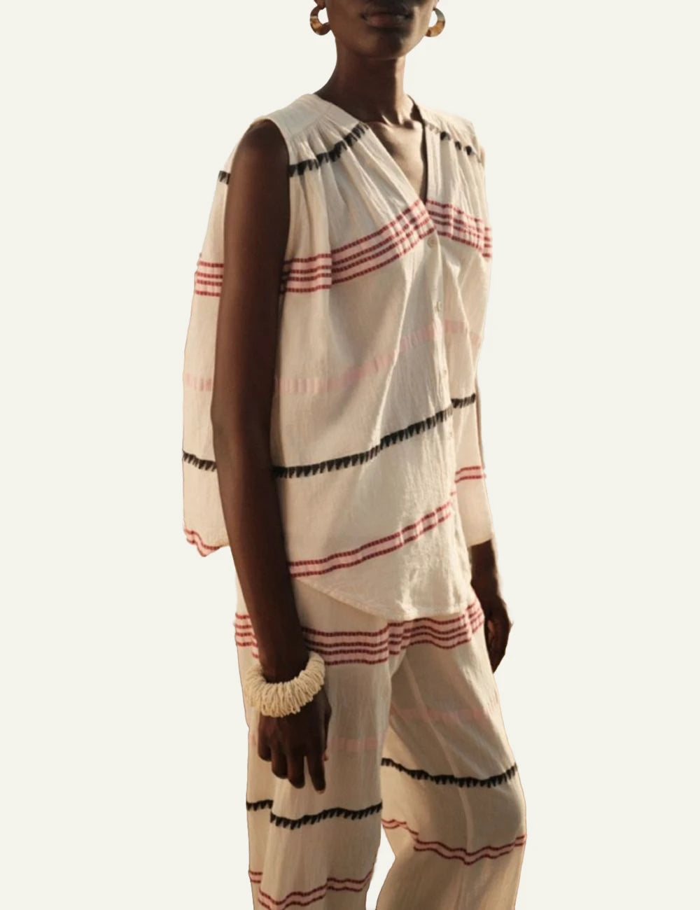Devotion Twins Noressa shirt sleeveless jacquard off white stripes front full body view
