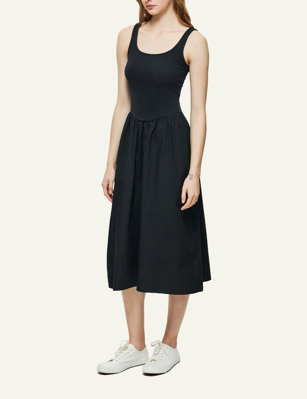 dirty laundry 2 fabric dress black midi tank top skirt flowy side model view