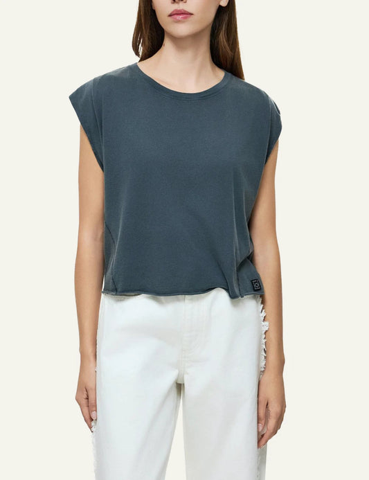 Dirty Laundry charcoal sleeveless cropped t-shirt front model view