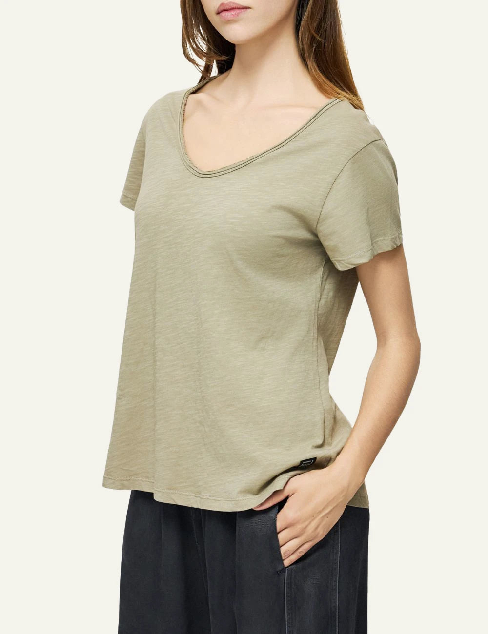 Dirty Laundry khaki v neck t-shirt relaxed fit side model view