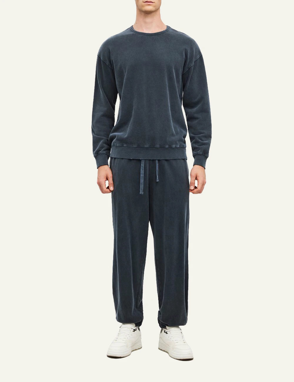 Men's Dirty Laundry dark blue cotton crewneck sweatshirt with faded finish full body