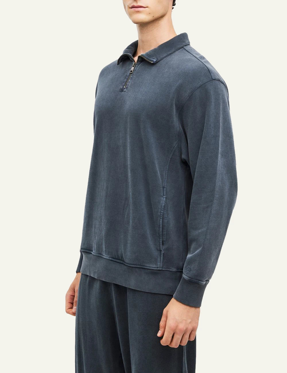 Men's Dirty Laundry dark blue half zip sweatshirt with collar and faded finish side