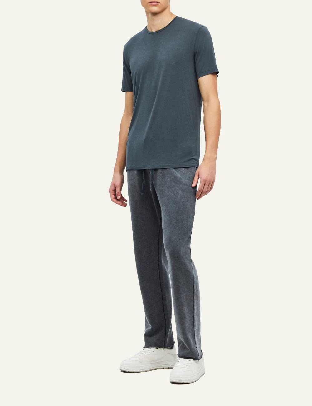 Men's Dirty Laundry faded charcoal cotton sweatpants with drawstring waist full body