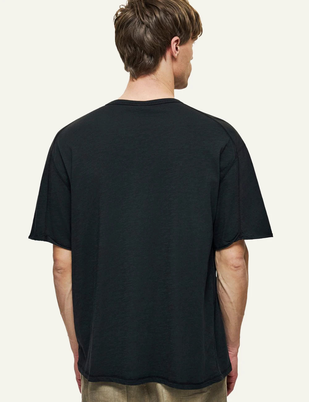 Dirty Laundry oversized t-shirt black back look