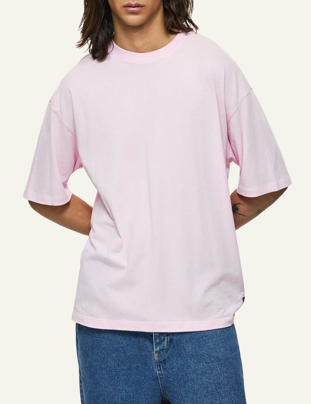 Dirty Laundry oversized t-shirt bubblegum front look detail