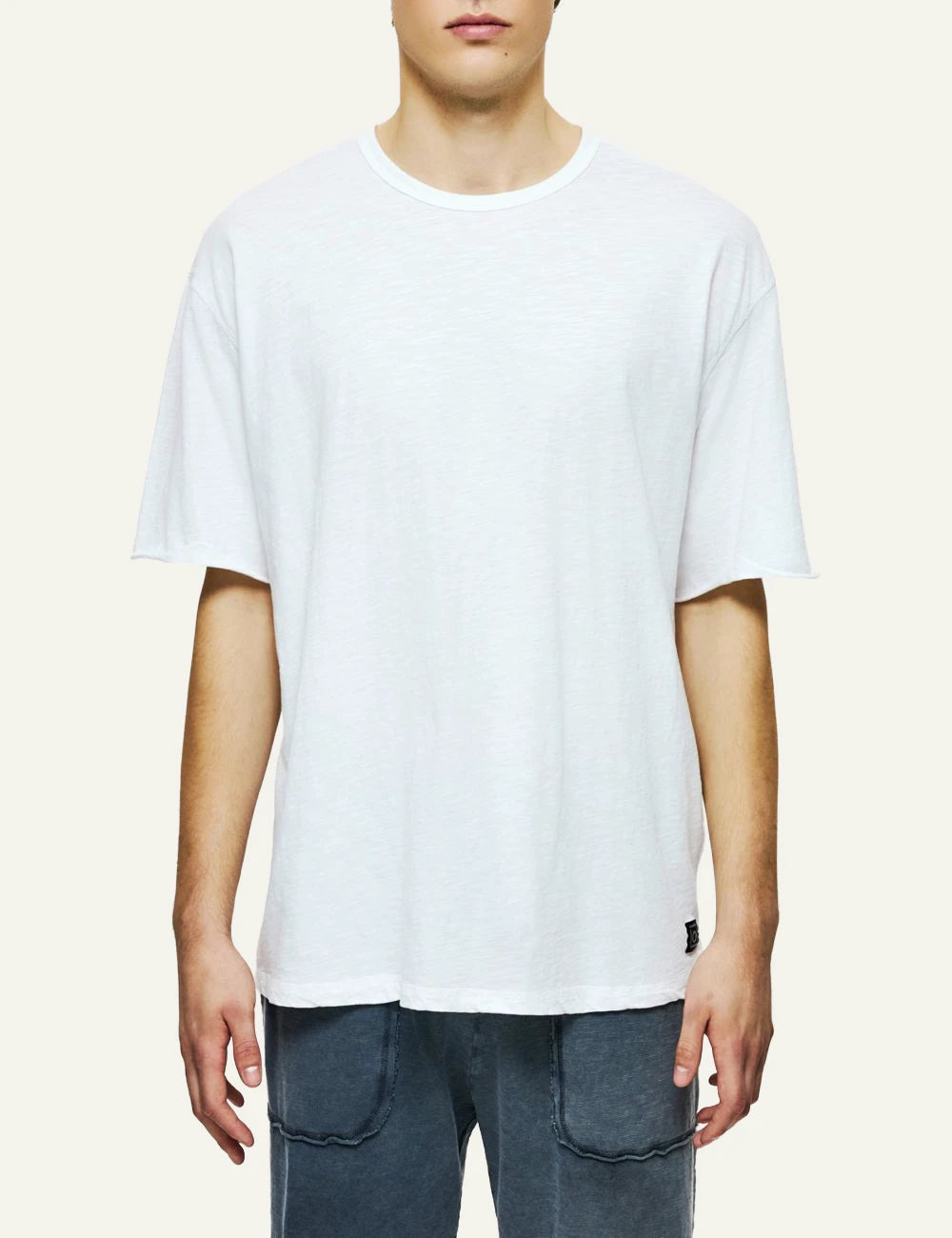 Dirty Laundry oversized t-shirt white front look