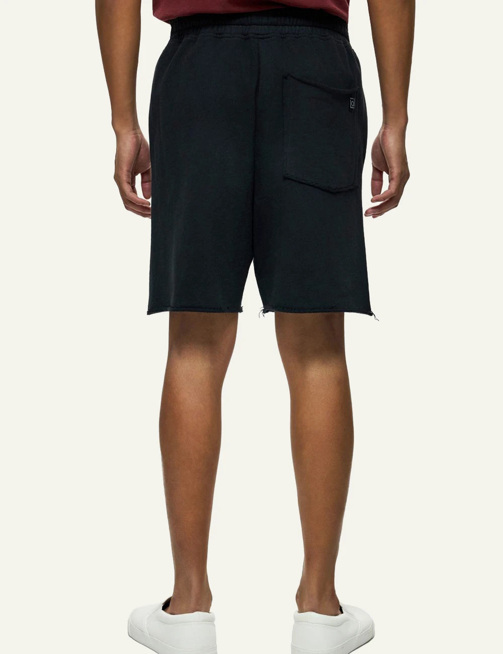 Dirty Laundry raw edges sweatbermuda black back look