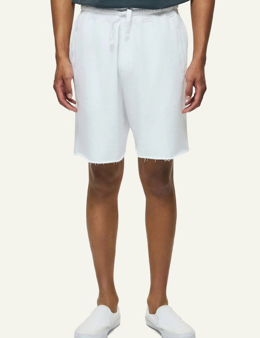 Dirty Laundry raw edges sweatbermuda white front look