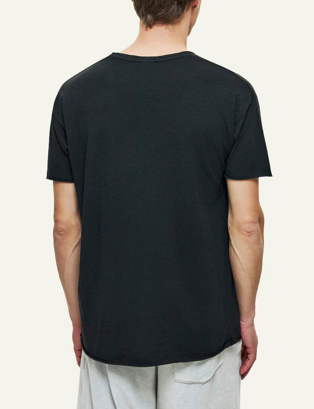 Dirty Laundry relaxed sleeves t-shirt black back look