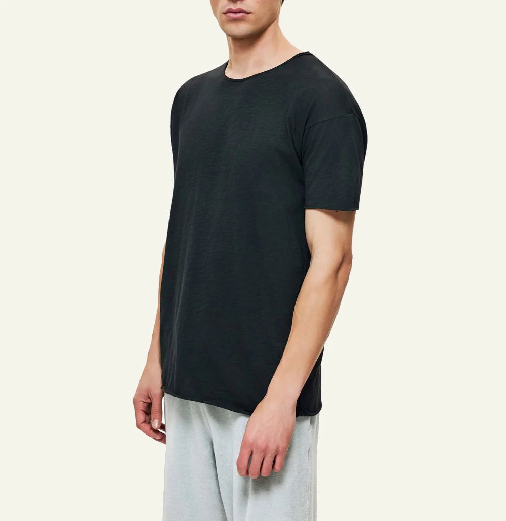 Dirty Laundry relaxed sleeves t-shirt black side look