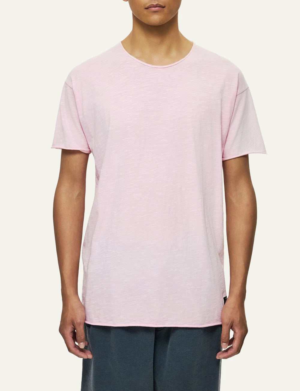Dirty Laundry relaxed sleeves t-shirt bubblegum front look