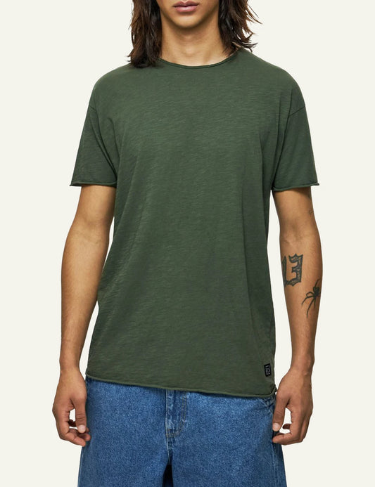 Dirty Laundry relaxed sleeves t-shirt khaki front look