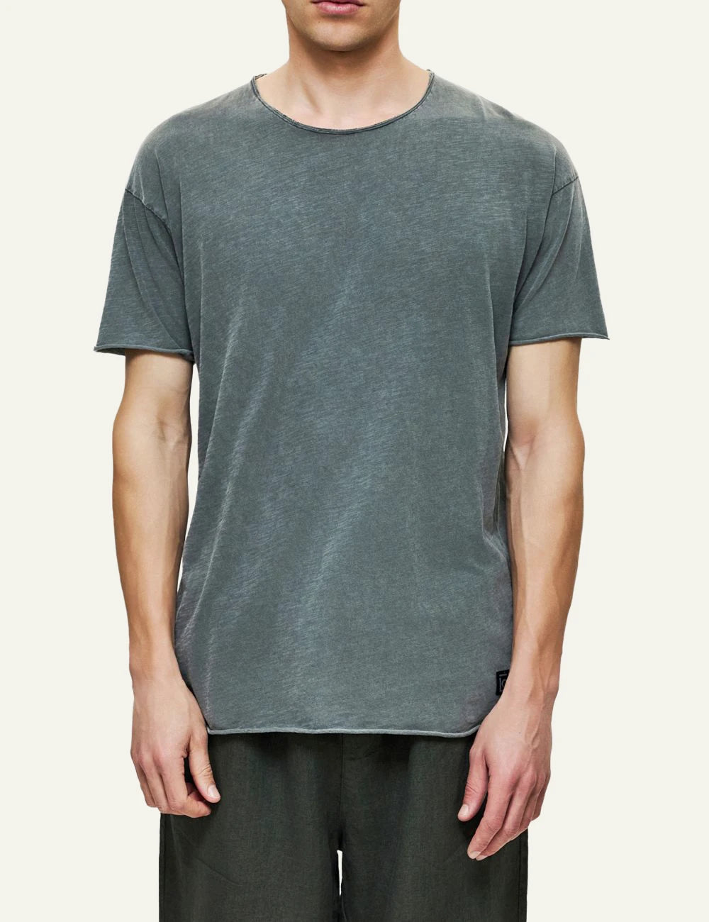 Dirty Laundry relaxed sleeves t-shirt vintage grey front look