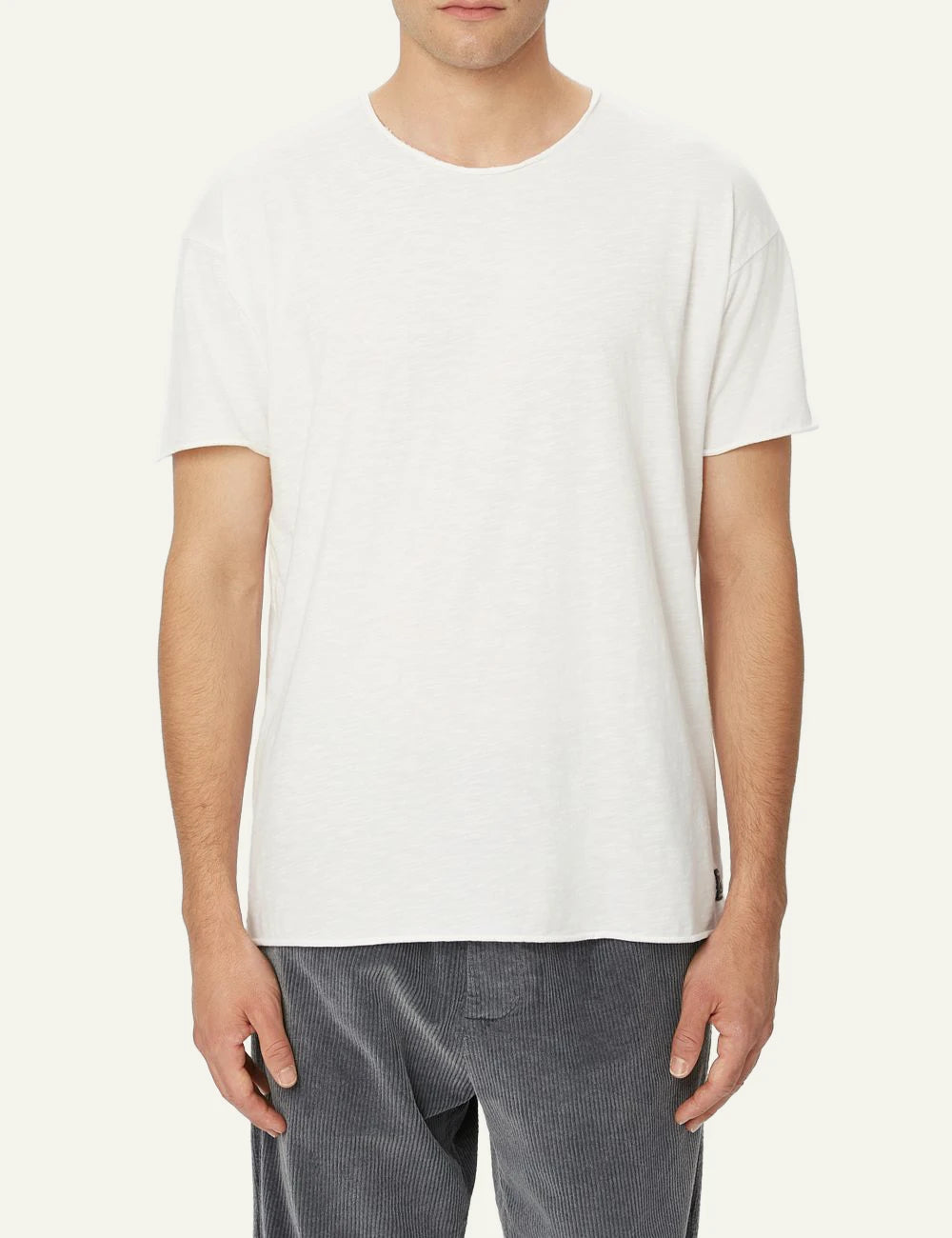 Dirty Laundry relaxed sleeves t-shirt white front look