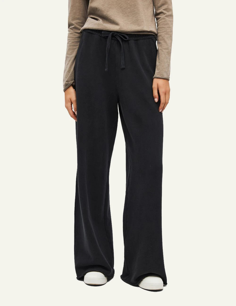 Women's Dirty Laundry black cotton wide leg sweatpants with raw-edge details