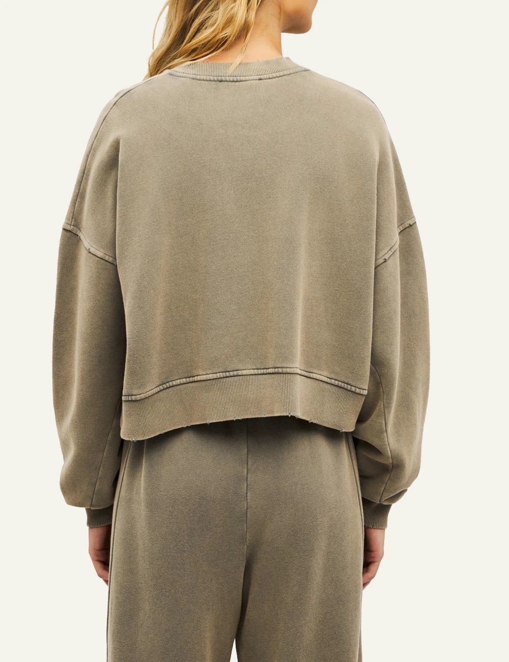 Women's Dirty Laundry faded beige oversized sweatshirt with distressed details back