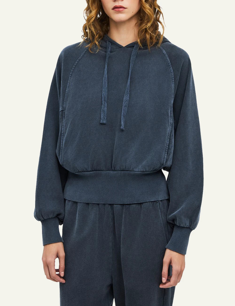 Women's Dirty Laundry faded blue cropped hoodie with drawstring hood