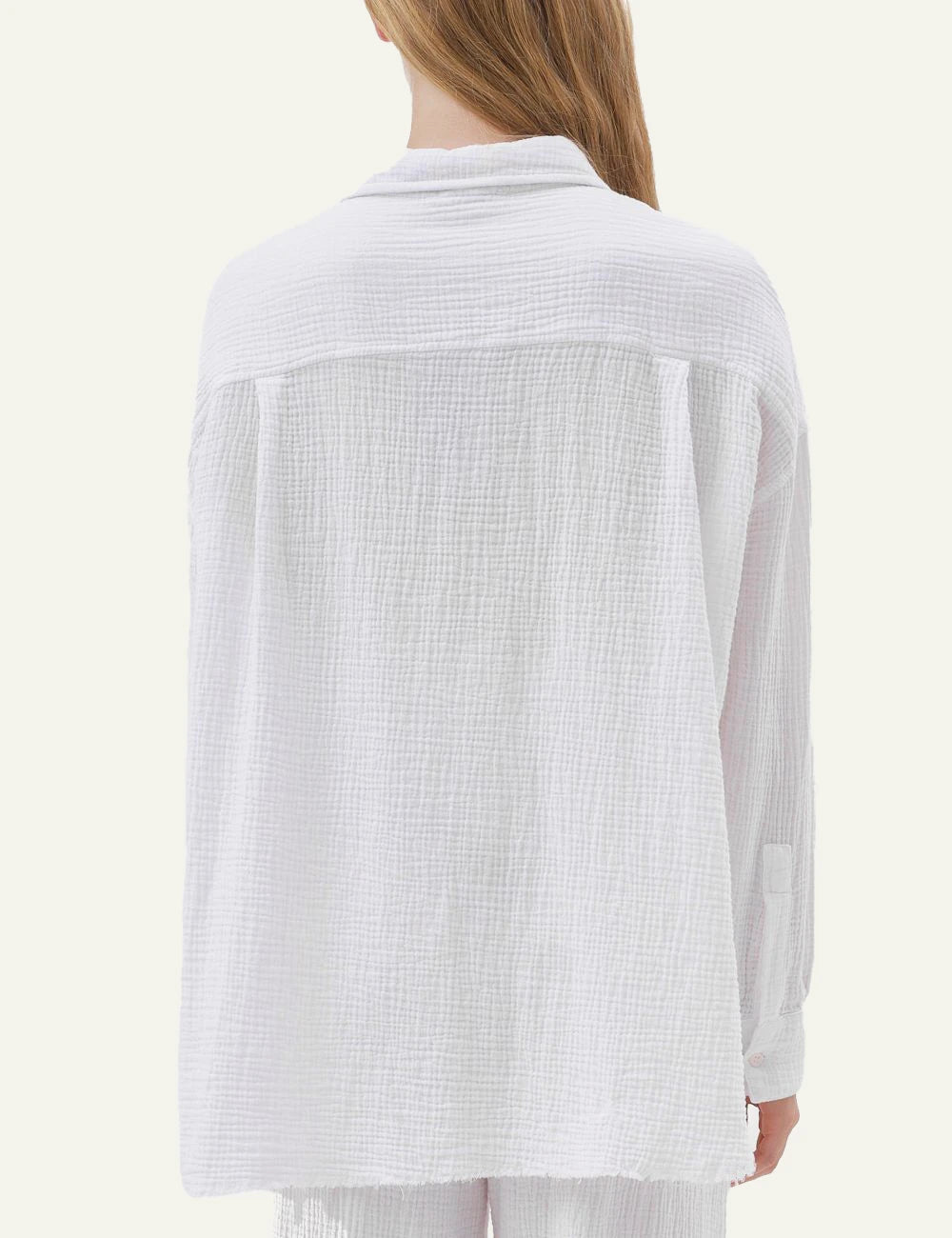 Dirty Laundry lefko relaxed shirt with double pockets and textured fabric back view