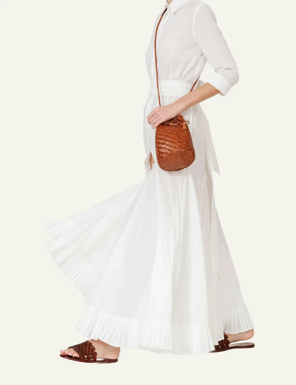 Dragon Diffusion woven leather bucket bag Tan front model view