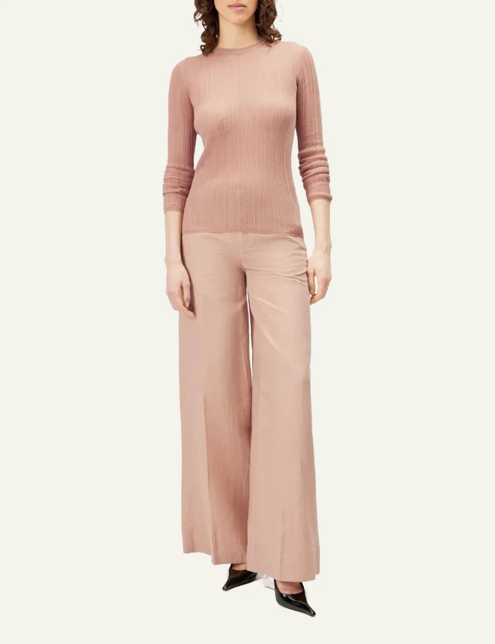 Drykorn Aquite trousers beige wide leg Marlene mid waist front model view