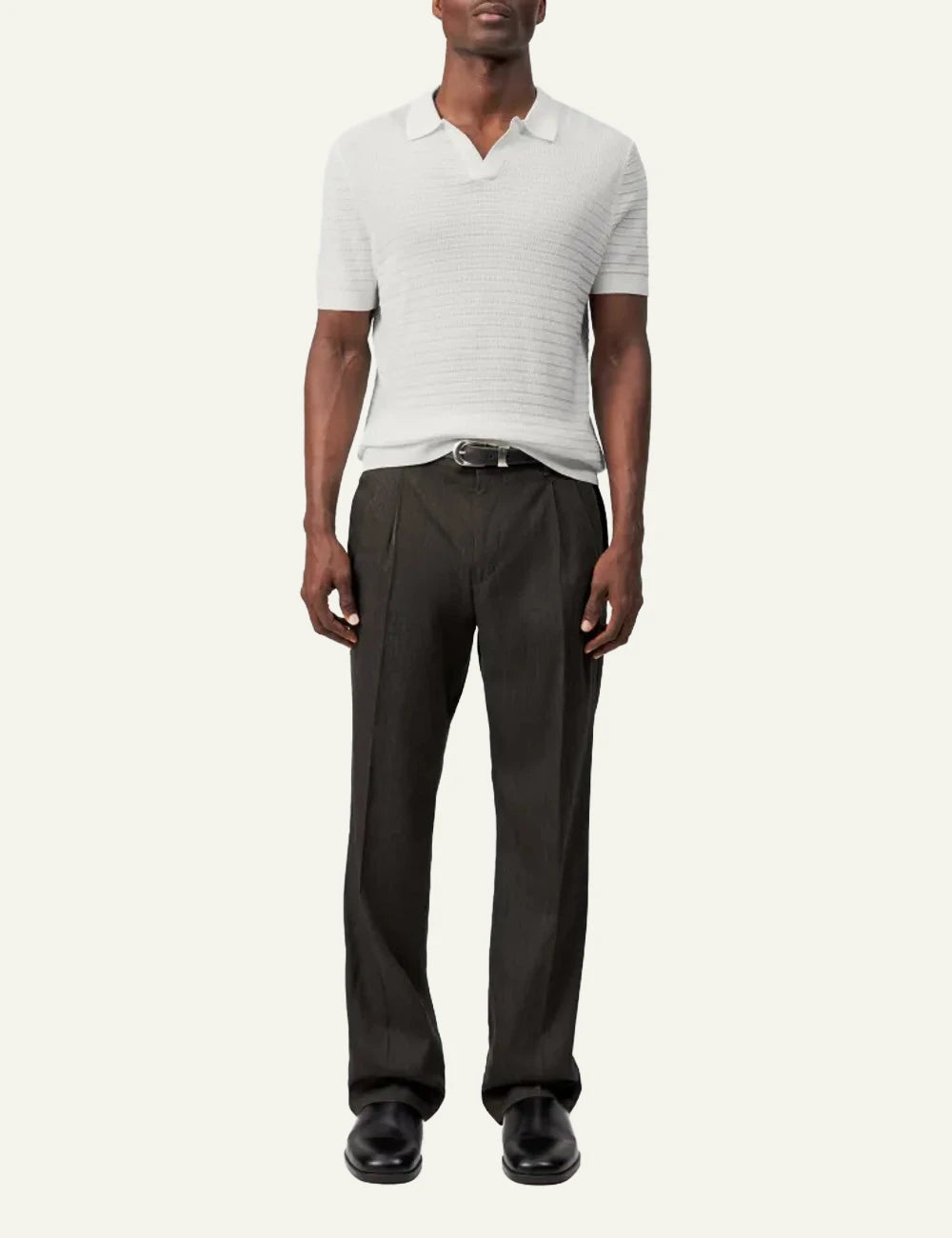 Drykorn BRAIAN knit polo shirt white short sleeve V-neck textured regular fit front full body view