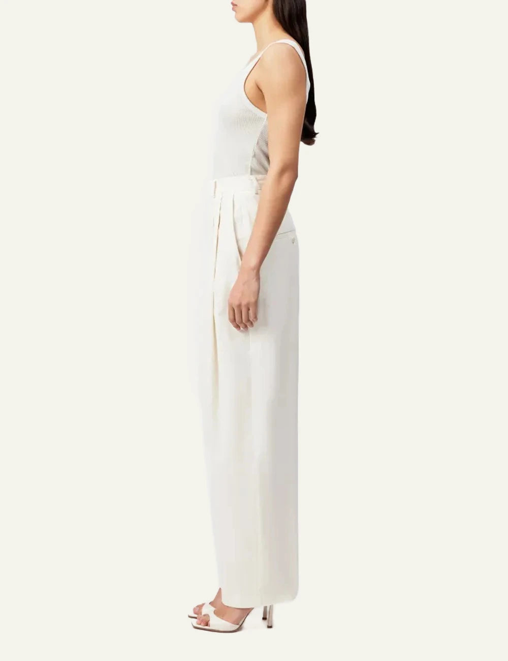 Drykorn ELICIT trousers off white pleated wide O-shape high waist side view